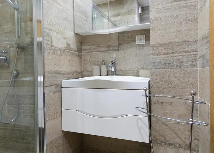 Sea Charm By Rv Daire *